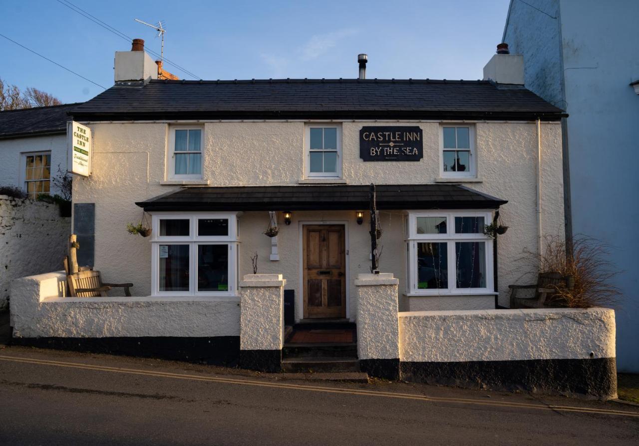 The Rum Shack Manorbier Castle Inn エクステリア 写真